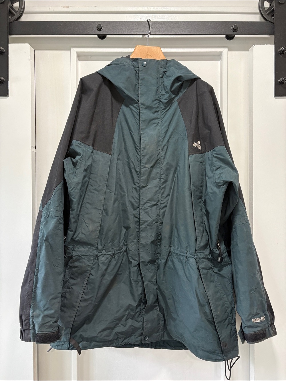 Eastern Mountain Sports Men's GORE-TEX Waterproof Coat Green & Black Size Large